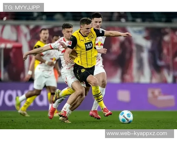 开场即发威鲍姆加特纳精彩垫射助莱比锡暂时领先多特