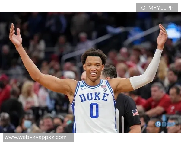 杜克队连续两年迎来全美第三球员名字相同均为卡梅隆的奇妙巧合