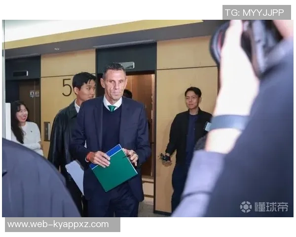 韩媒报道波耶特尽管带全北夺双冠仍欲离任引发关注 韩媒报道波耶特尽管带全北夺双冠仍欲离任引发关注